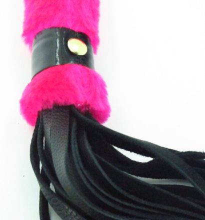 Нежная плеть с розовым мехом BDSM Light #740001