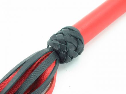 Черно-красная плеть с красной ручкой #54031